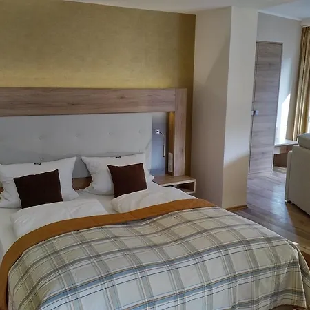 Отель Landhaus Silberberg 3*